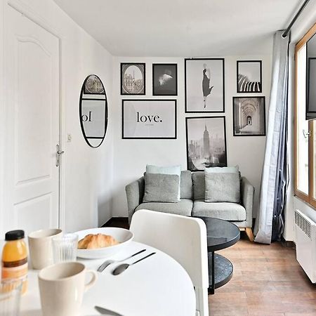 Appartement Paisible Et Central Rivoli Париж Екстериор снимка
