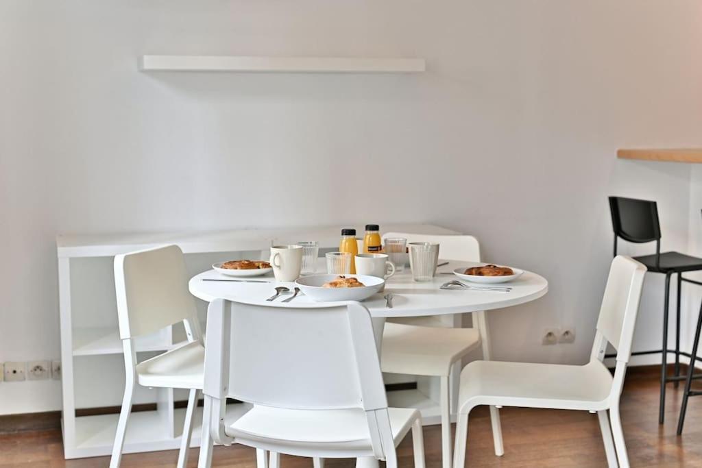 Appartement Paisible Et Central Rivoli Париж Екстериор снимка